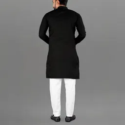 Attigo Black Cotton Blend Kurta Sets-picture-11