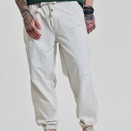 Snitch Men Off White Mid Rise Relaxed Fit Trackpant-picture-38