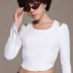 The Roadster Lifestyle Co. Ribbed Cold-Shoulder Sleeves Fitted Crop Top-picture-31
