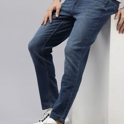 U.S. Polo Assn. Denim Co. Men Cole Tapered Fit Light Fade Stretchable Jeans-picture-14