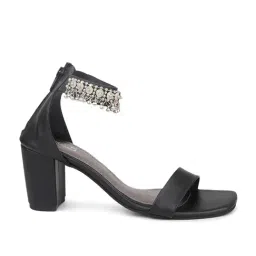 Inc.5 Women's Black Ankle Strap Sandals-picture-21
