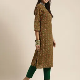 Sangria Women Green & Orange Bandhani Print Pure Cotton Kurta with Trousers image 3