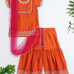 The Magic Wand Woven Half Sleeves Gota Lace Embellished Kurti Sharara With Dupatta Set - Orange-picture-20
