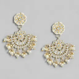 Peora Gold-Plated Kundan-Studded Jewellery Set image 3