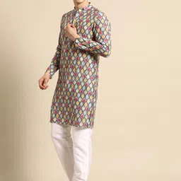 simaaya Sayisha Men Printed Sequinned Pure Silk Kurta with Trousers image 3
