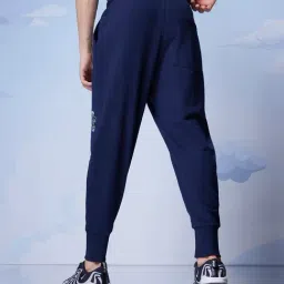 Bewakoof Men's Blue The Flintstones Graphic Printed Oversized Jogger image 2