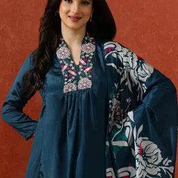 QSH Floral Yoke Design V-Neck Thread Work A-Line Kurta With Trousers & Dupatta image 4