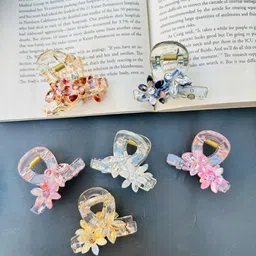 Radhya Accessories Women Set Of 6 Embellished Claw Clip image 3