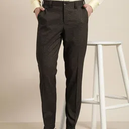 INVICTUS Men Checked Slim Fit Mid-Rise Formal Trousers-picture-38
