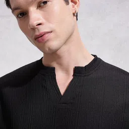 WROGN Self Striped Mandarin Collar Drop-Shoulder Sleeves Relaxed Fit T-shirt image 5