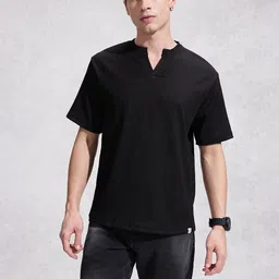 WROGN Self Striped Mandarin Collar Drop-Shoulder Sleeves Relaxed Fit T-shirt image 2