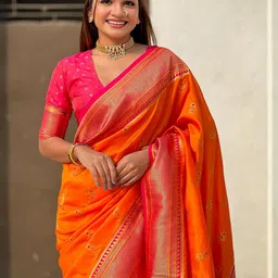 ELITE WEAVES Woven Design Zari Silk Blend Paithani Saree image 2