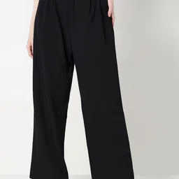 SHOWOFF Women Tailored Regular Fit High-Rise Easy Wash Pleated Parallel Trousers image 4