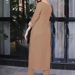 GoSriKi Round Neck Straight Kurta With Trousers & Dupatta image 5