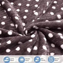 FABINALIV Brown & White Polka Dot Printed Woollen 300 TC King Bedsheet Set 2.5 m x 2.25 m image 3