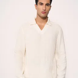 7 Alt by Pantaloons Men Solid Casual Shirt-image-70