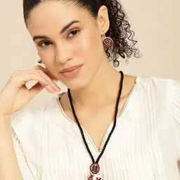 Taavi Handcrafted Jewellery Set-picture-55