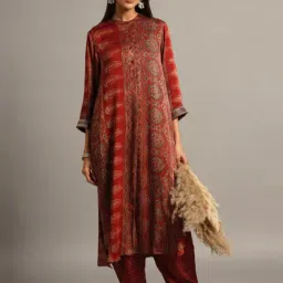 Jaypore Women Red Ajrakh Straight Fit Kurta-image-31