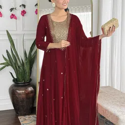 Aaghnya Women Ethnic Motifs Embroidered Regular Thread Work Kurta Set-image-11