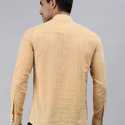 Ethnix By Raymond Men Beige & White Chevron Printed Pure Cotton Kurta image 3