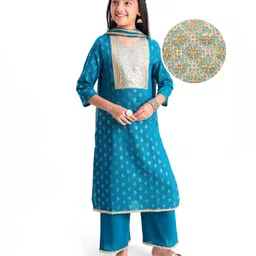 Pine Kids Cotton Woven Half Sleeves Floral Printed Kurta Salwar Dupatta Set with Lace & Sequin Detailing - Teal Blue-image-7