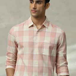 Mufti Men Slim Fit Checked Spread Collar Cotton Casual Shirt-picture-25