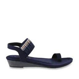 Catwalk Women's Blue Toe Ring Wedges-image-16