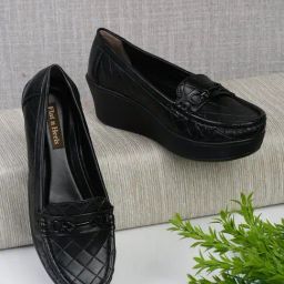 Flat N Heels Women's Black Wedge Loafers-picture-4