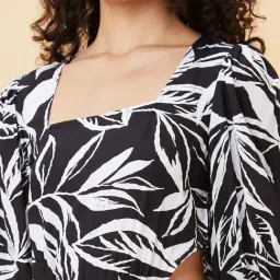 Globus Black & White Printed Maxi Dress image 5