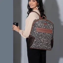 ZOUK Women Medium Size Backpack-picture-28