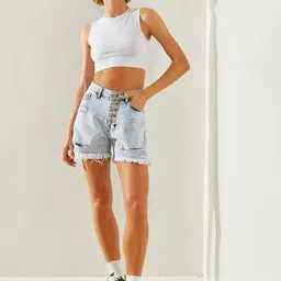 BIANCO LUCCI Women Washed Denim Shorts image 5