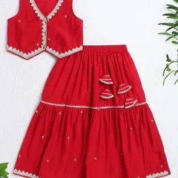 The Magic Wand Woven Sleeveless Floral Embroidered & Gota Lace Embellished Lehenga Choli Set - Red-picture-19