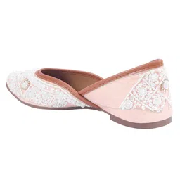 DIVASTRI Women Ethnic Ballerinas Flats image 3