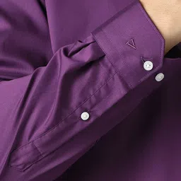 Van Heusen Men Solid Spread Collar Pure Cotton Formal Shirt image 5