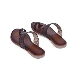 Shoestail Women Textured Laser Cuts Kolhapuri Open Toe Flats image 3