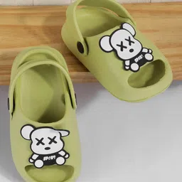 SHOES FOR JUNIORS Teddy Bear Applique Detailed With Sling Back Clogs - Green-picture-26