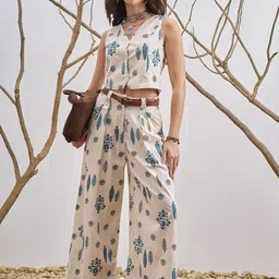 Vara By Vishudh Print Ethnic Cotton Crop Top image 3