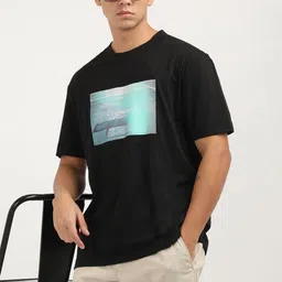 Calvin Klein Jeans Men Colourblocked Pockets T-shirt image 5