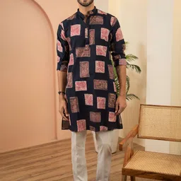 Shasak Men Geometric Kurta image 5