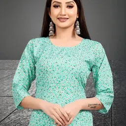 MANTRA DESIGNER Women Green Polyester Kurtas-image-94