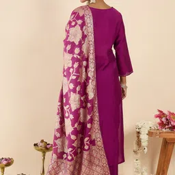 Indo Era Floral Embroidered V-Neck Regular Straight Kurta With Trousers & Dupatta image 5