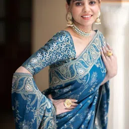 CaniBani Floral Zari Silk Blend Banarasi Saree image 4