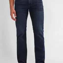 U.S. Polo Assn. Denim Co. Men Straight Fit Mid-Rise Light Fade Jeans-picture-39