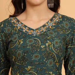 Tvyozs Women Ethnic Motifs Printed Regular Thread Work Pure Cotton Kurta with Trousers & With Dupatta image 2