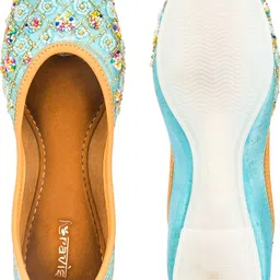 ravis Emboidered Traditional Rajasthani Mojaris For Women image 2