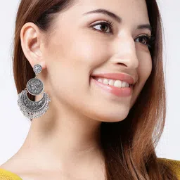 DressBerry Silver-Plated Contemporary Chandbalis image 2