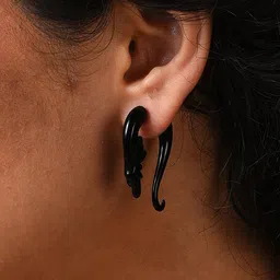 SOHI Black Contemporary Studs Earrings image 4