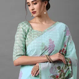Mitera Women Turquoise Poly Chiffon Floral Printed Saree image 5