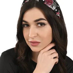 BuckleUp Women Printed Hairband with Knot Detail image 3