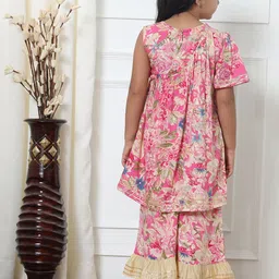 Readiprint Fashions Girls Pink Floral Printed Pleated Gotta Patti Kurta Set image 3